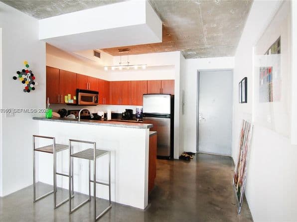2-bedroom Condo — 455 NE 25th St APT 407, Miami, FL 33137