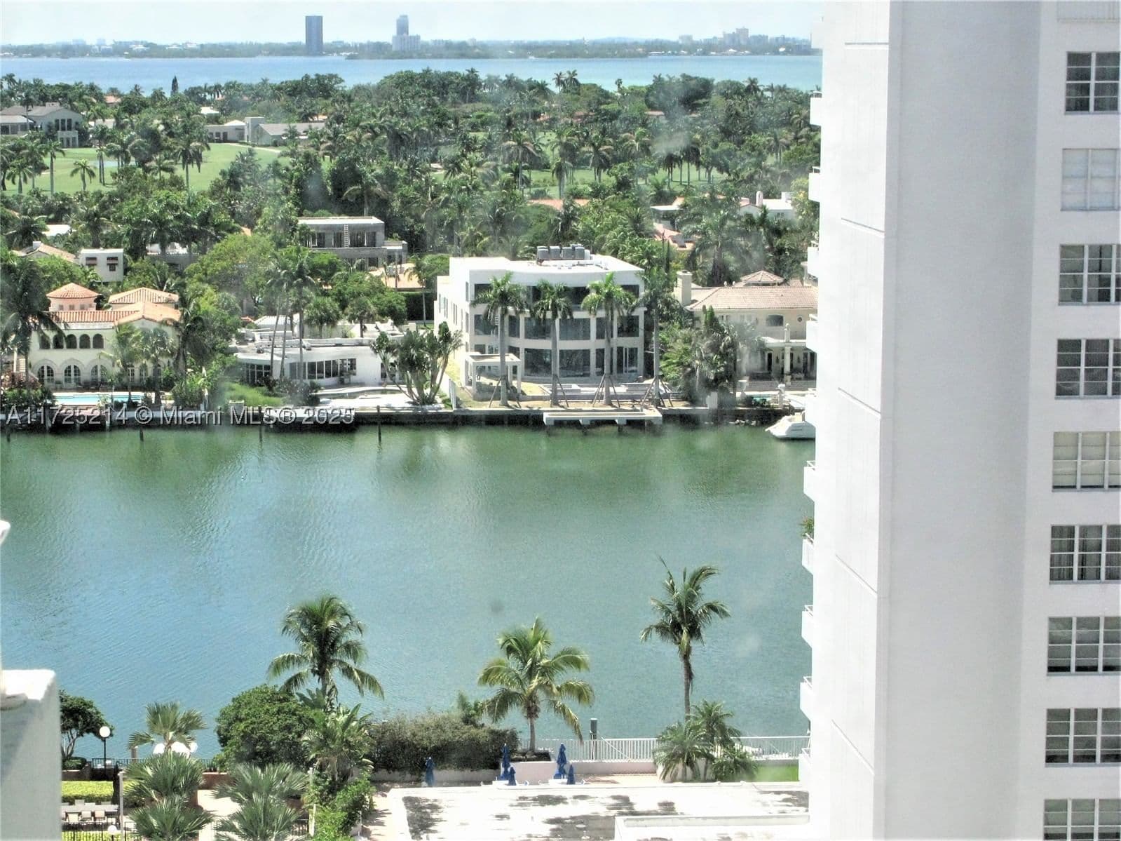 1+1 Condo — 5701 Collins Ave #1011, Miami Beach, FL 33140