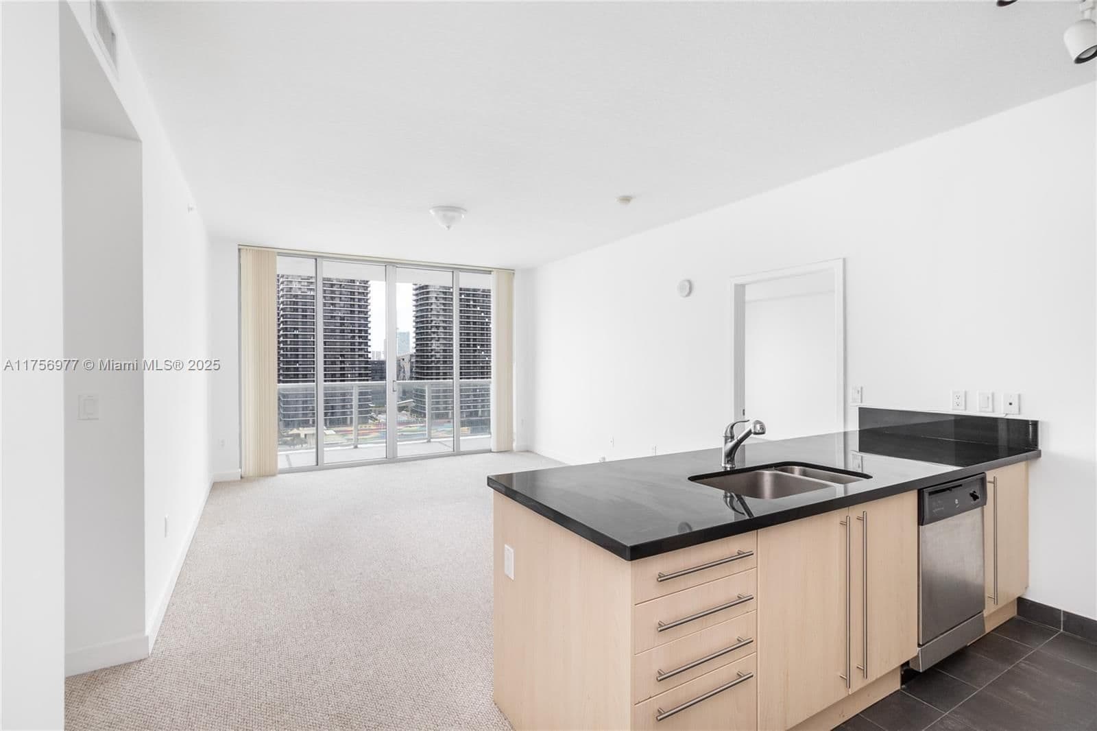 2-bedroom Condo — 1111 1st Ave #2423-N, Miami, FL 33130
