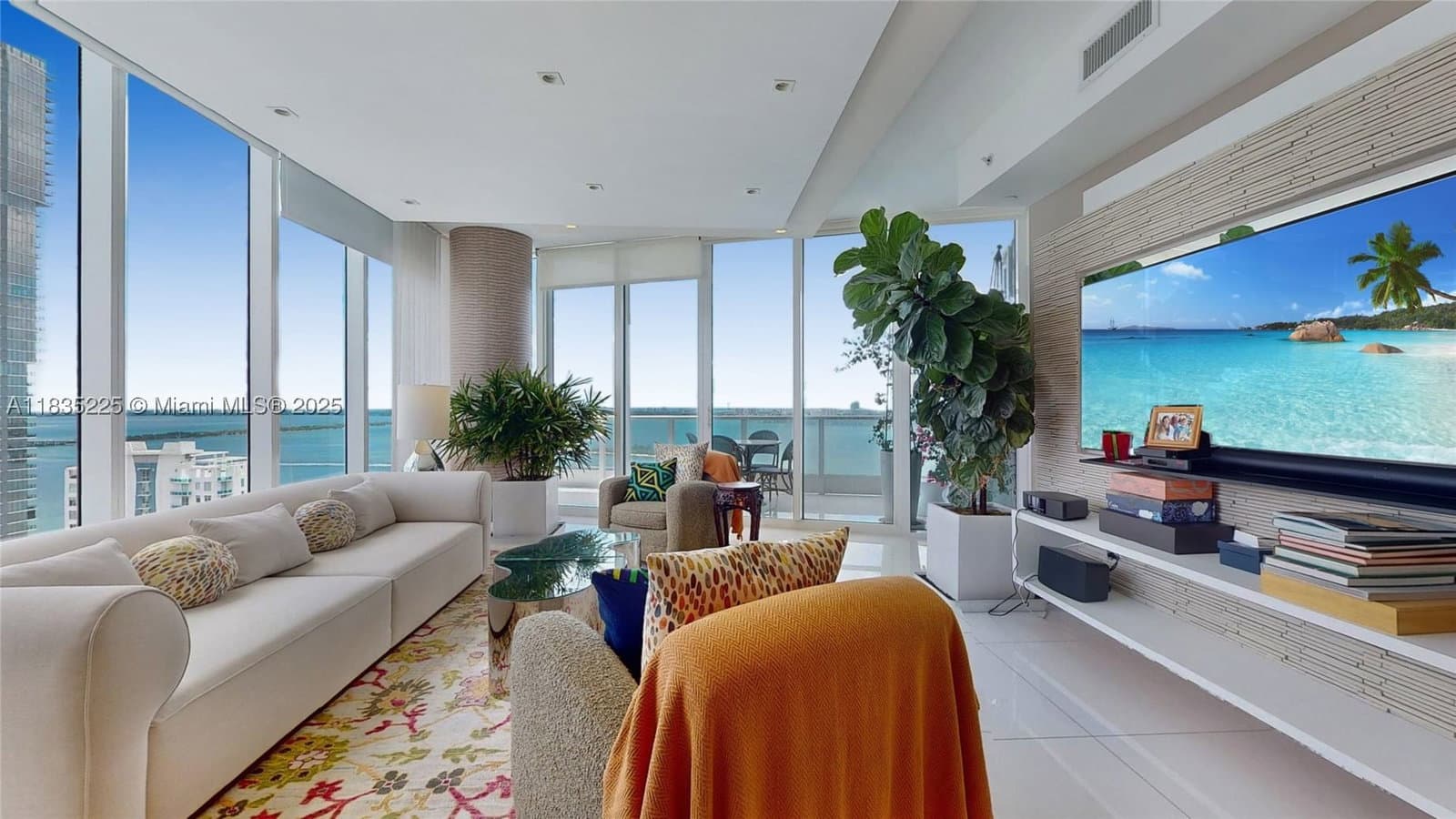 2+1 Condo — 2020 Bayshore Dr #2801, Miami, FL 33137
