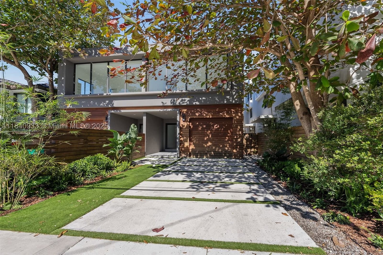 4+1 Townhouse — 2984 Coconut Ave, Coconut Grove, FL 33133