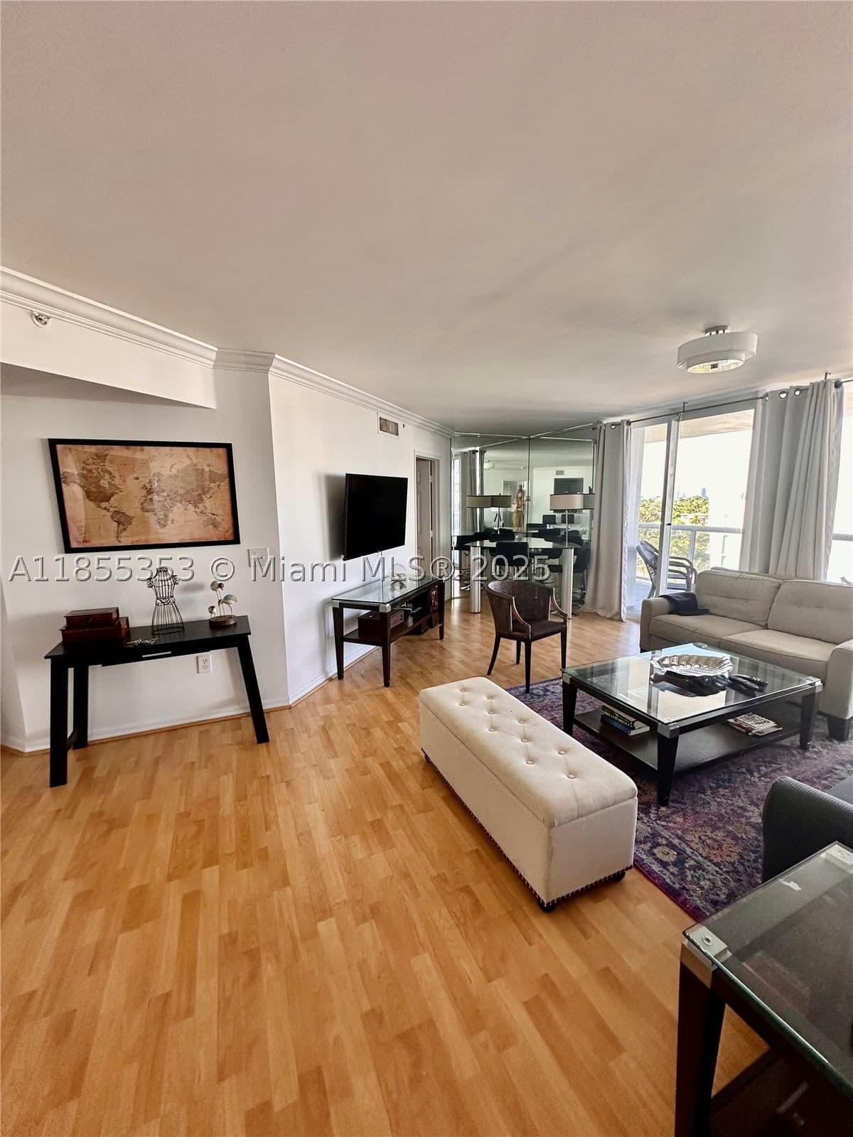 2+1 Condo — 6301 Collins Ave #806, Miami Beach, FL 33141