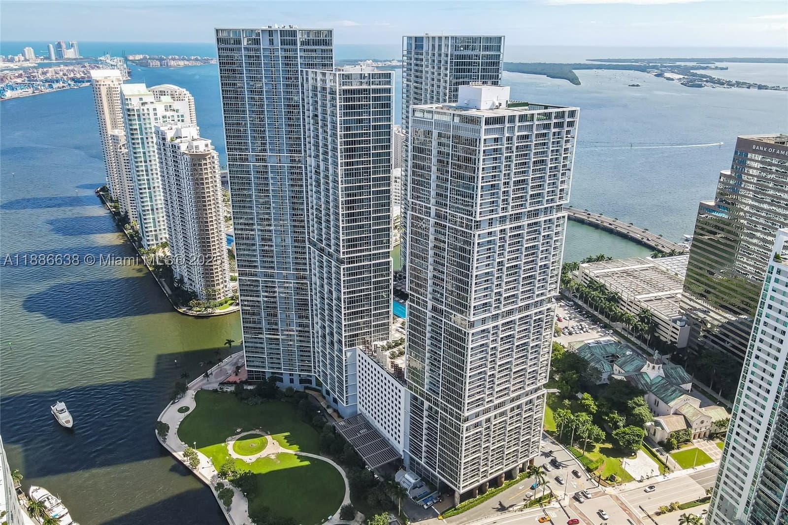 2+1 Condo — 495 Brickell Ave #1510, Miami, FL 33131