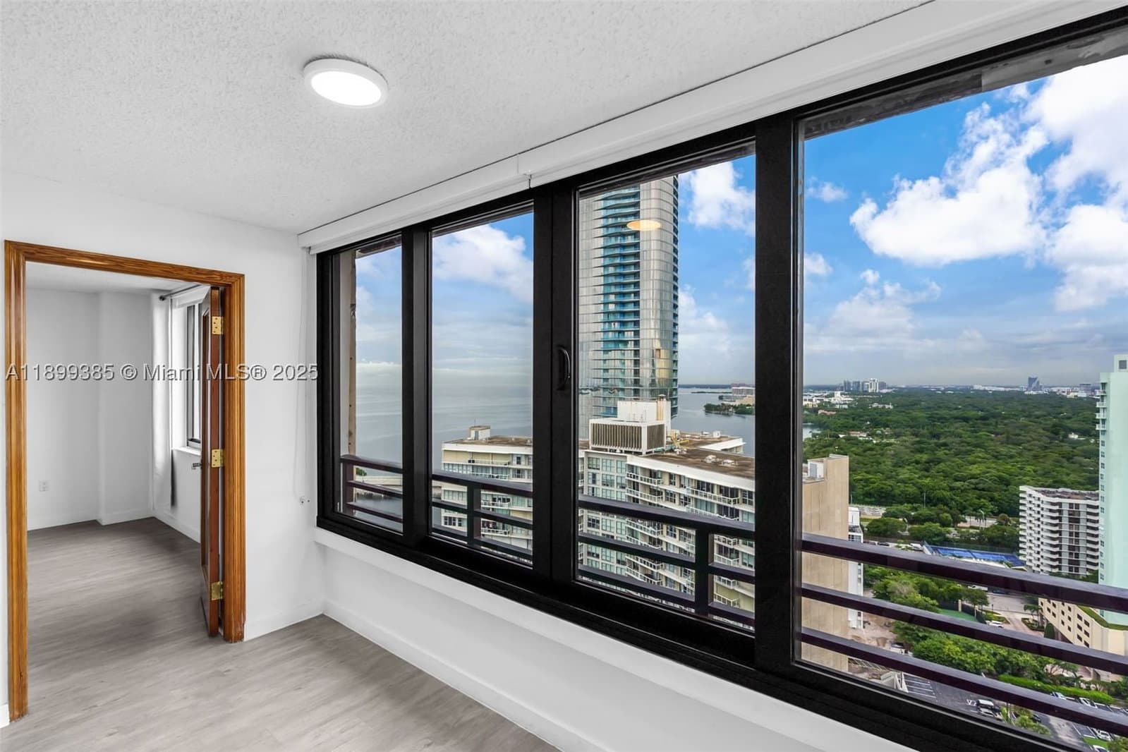 1+1 Condo — 2333 Brickell Ave #PH208, Miami, FL 33129