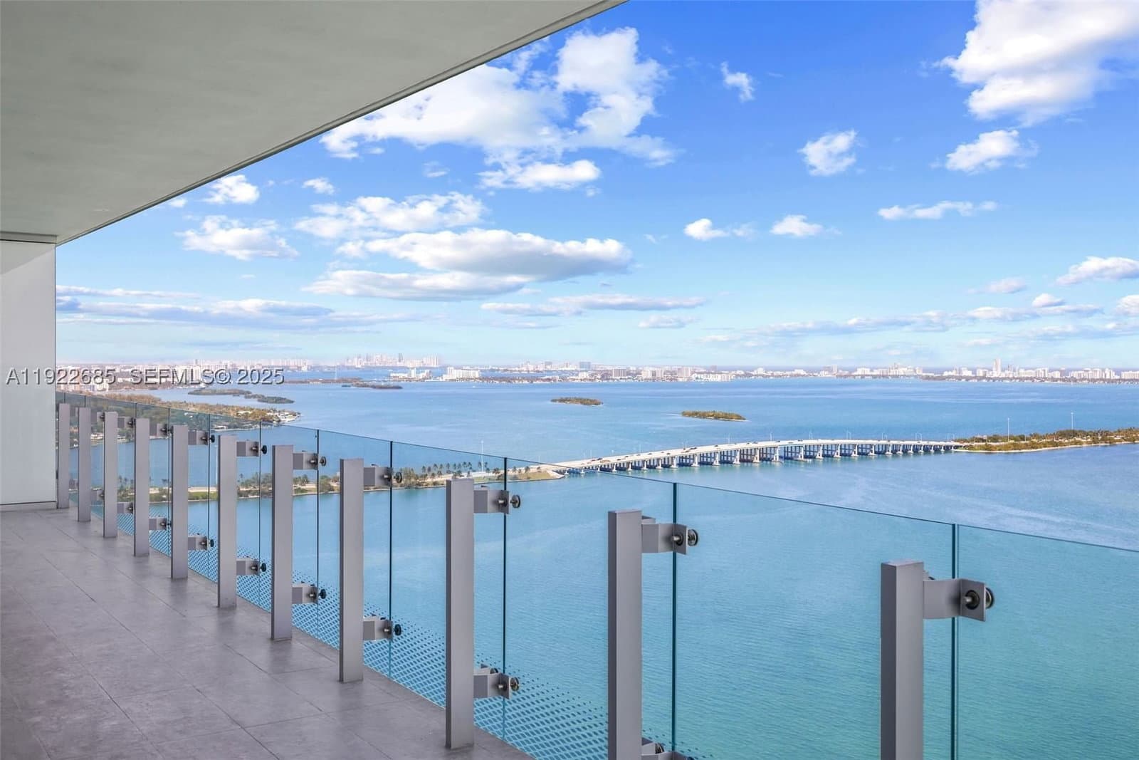 2+1 Condo — 700 26 Ter #3602, Miami, FL 33137