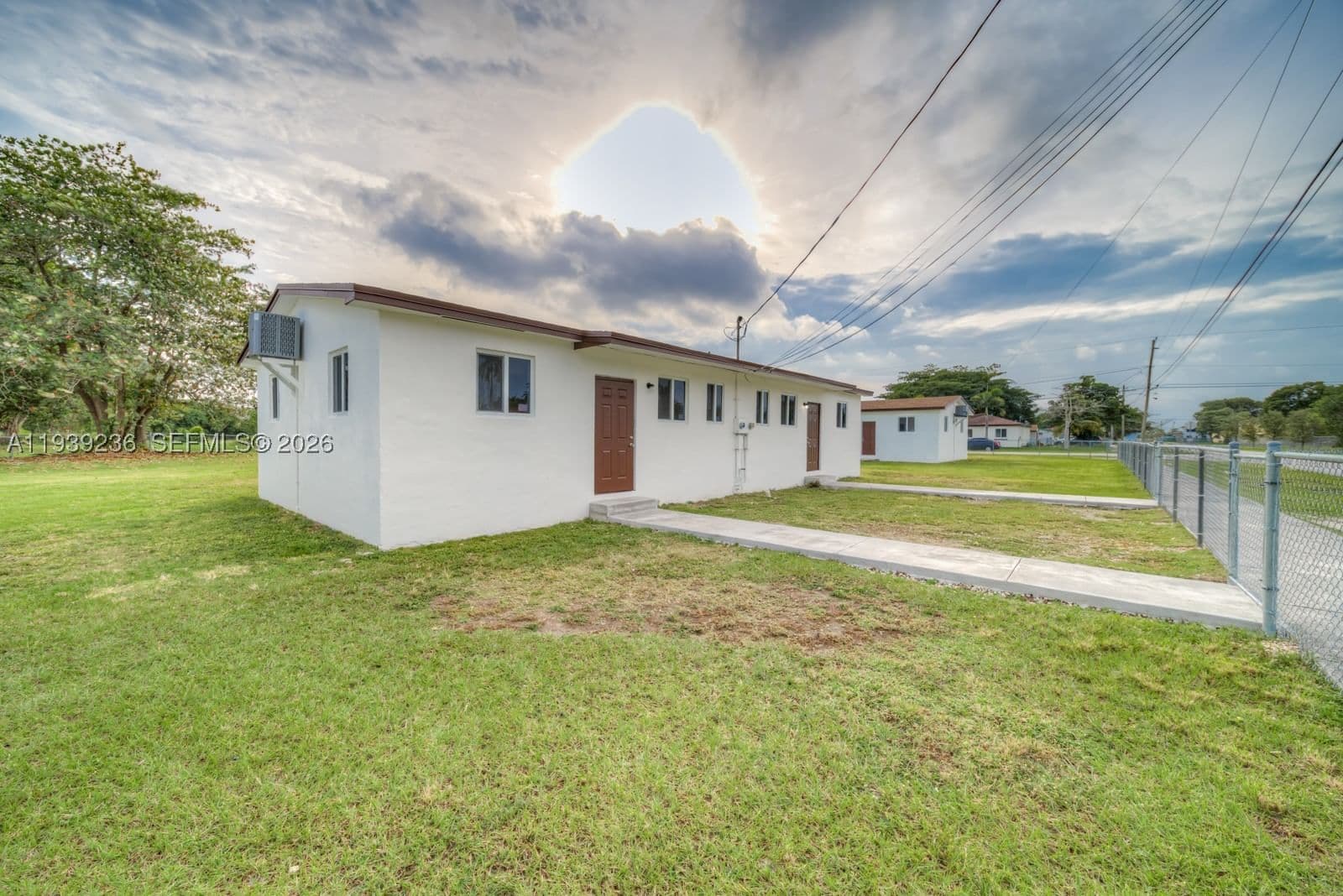 3-bedroom Property — 10290 177th St #10290, Miami, FL 33157