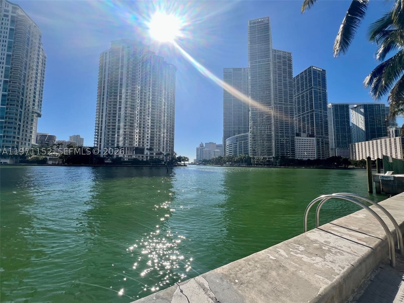 1+1 Condo — 300 Biscayne Blvd #PH-3907, Miami, FL 33131