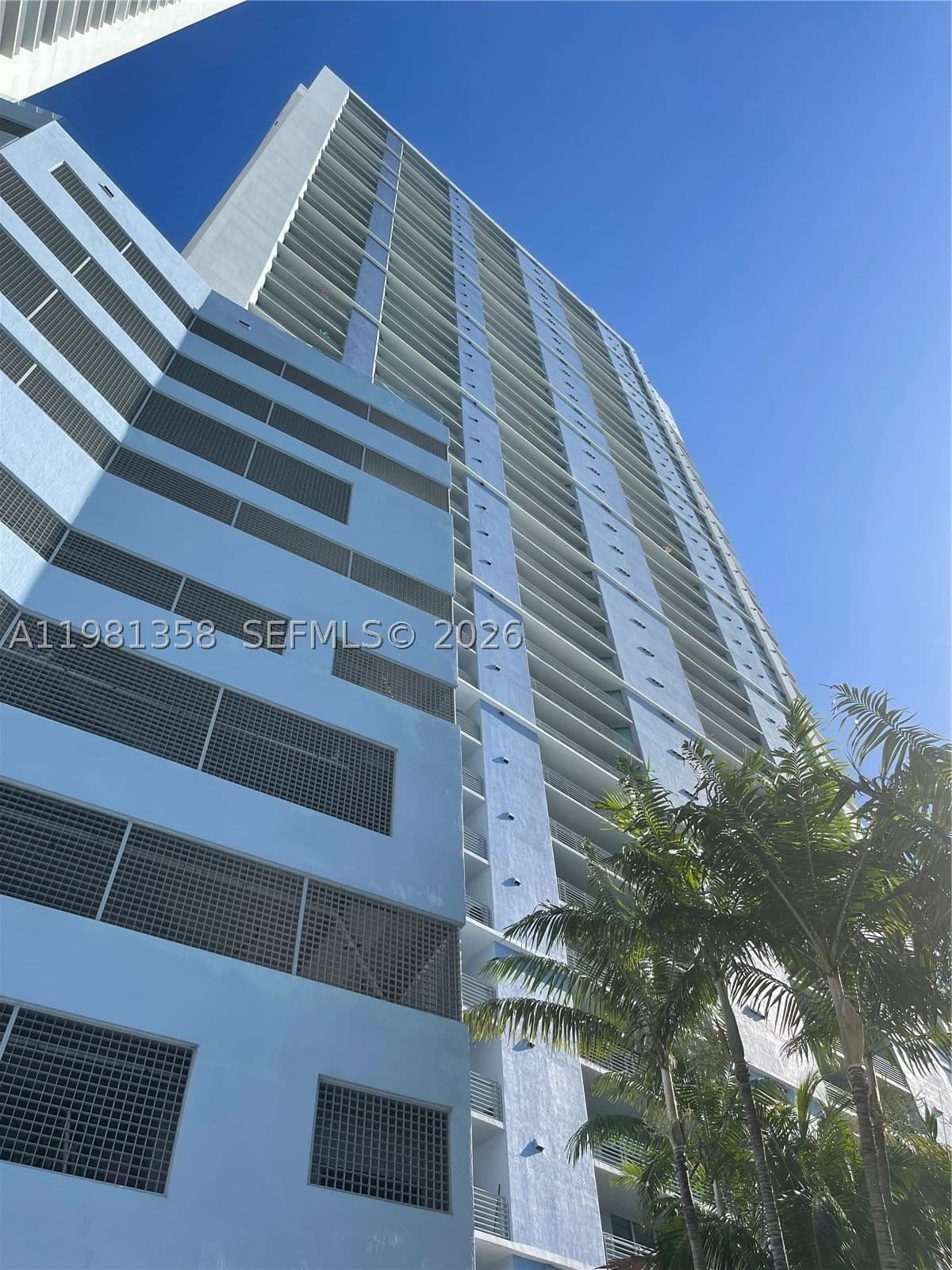 1+1 Condo — 335 Biscayne Blvd #3610, Miami, FL 33131