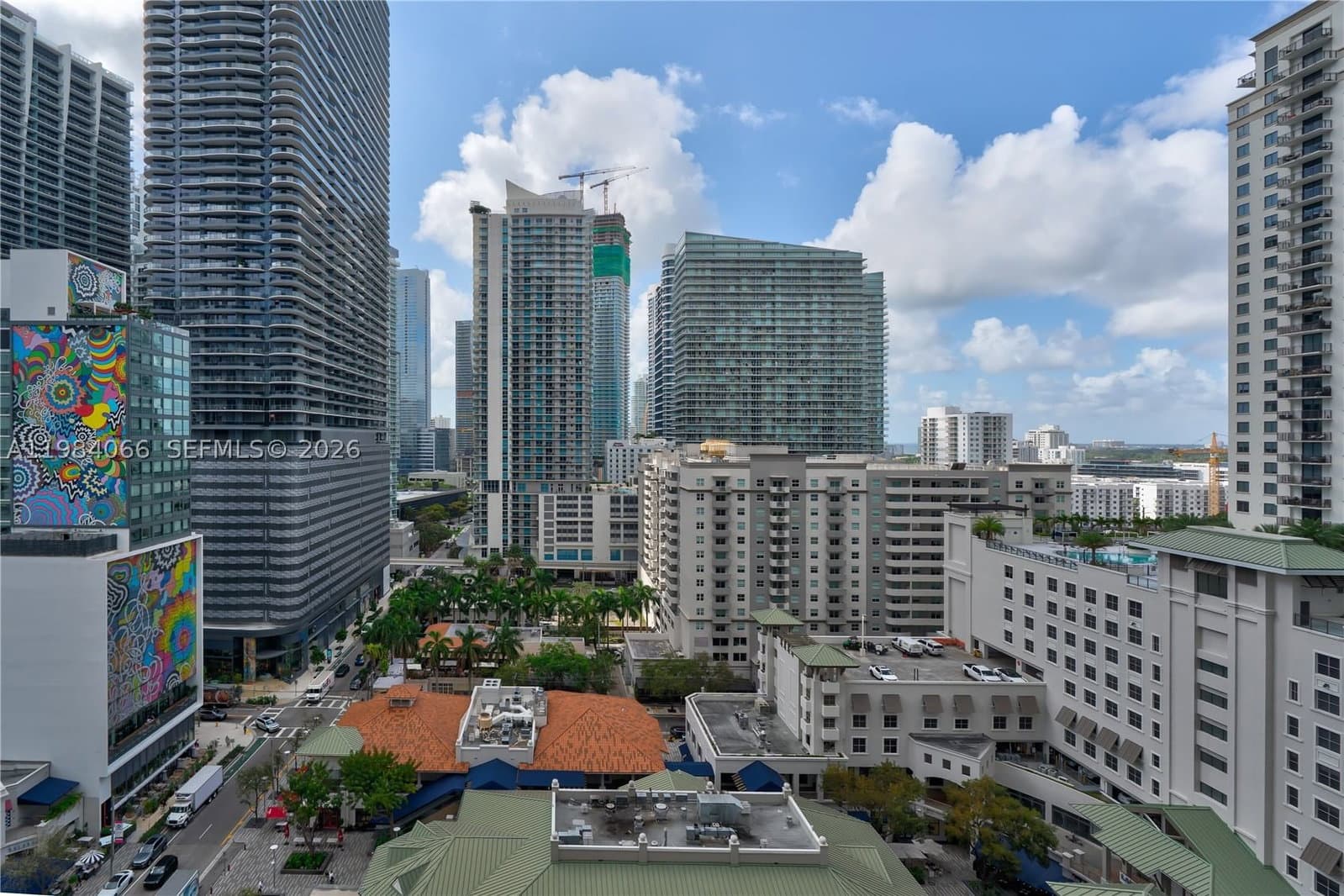 2+1 Condo — 45 9th St #1405, Miami, FL 33130