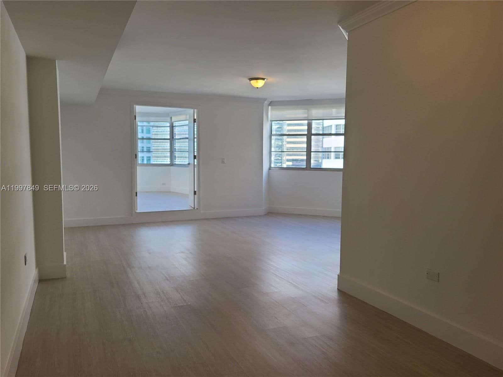 2+1 Condo — 999 Brickell Bay Dr #1207, Miami, FL 33131