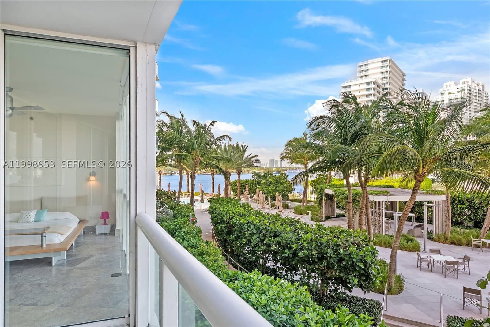 2+1 Condo — 450 Alton Rd #704, Miami Beach, FL 33139