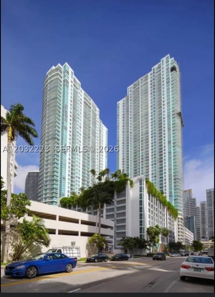 1-bedroom Condo — 950 Brickell Bay Dr #701, Miami, FL 33131