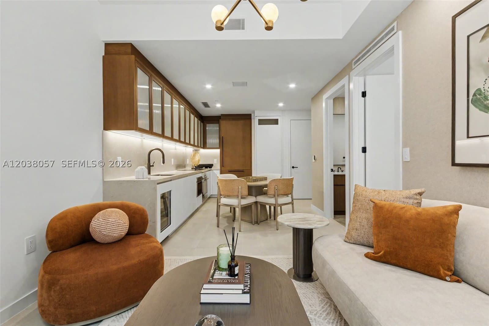 1-bedroom Condo — 2200 Brickell Ave #117, Miami, FL 33129