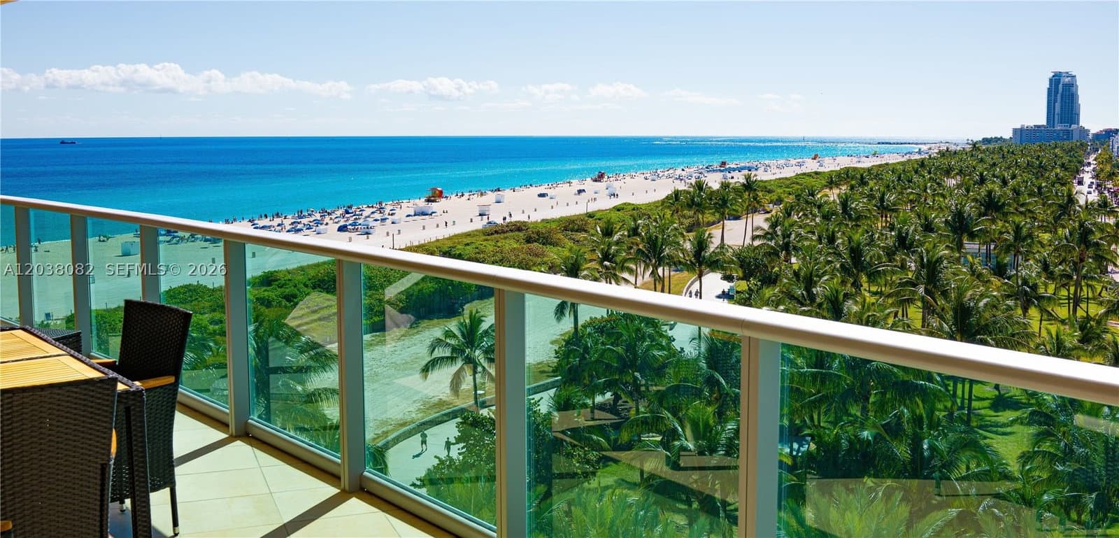 2+1 Condo — 1455 Ocean Dr #902, Miami Beach, FL 33139