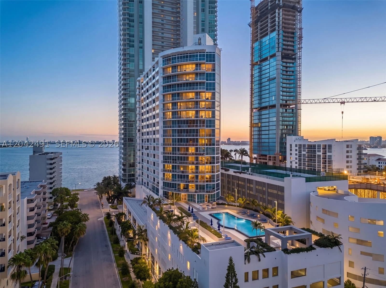 2-bedroom Condo — 480 30th St #1807, Miami, FL 33137