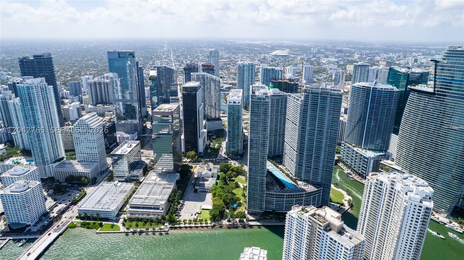 1+1 Condo — 495 Brickell Ave #4609, Miami, FL 33131