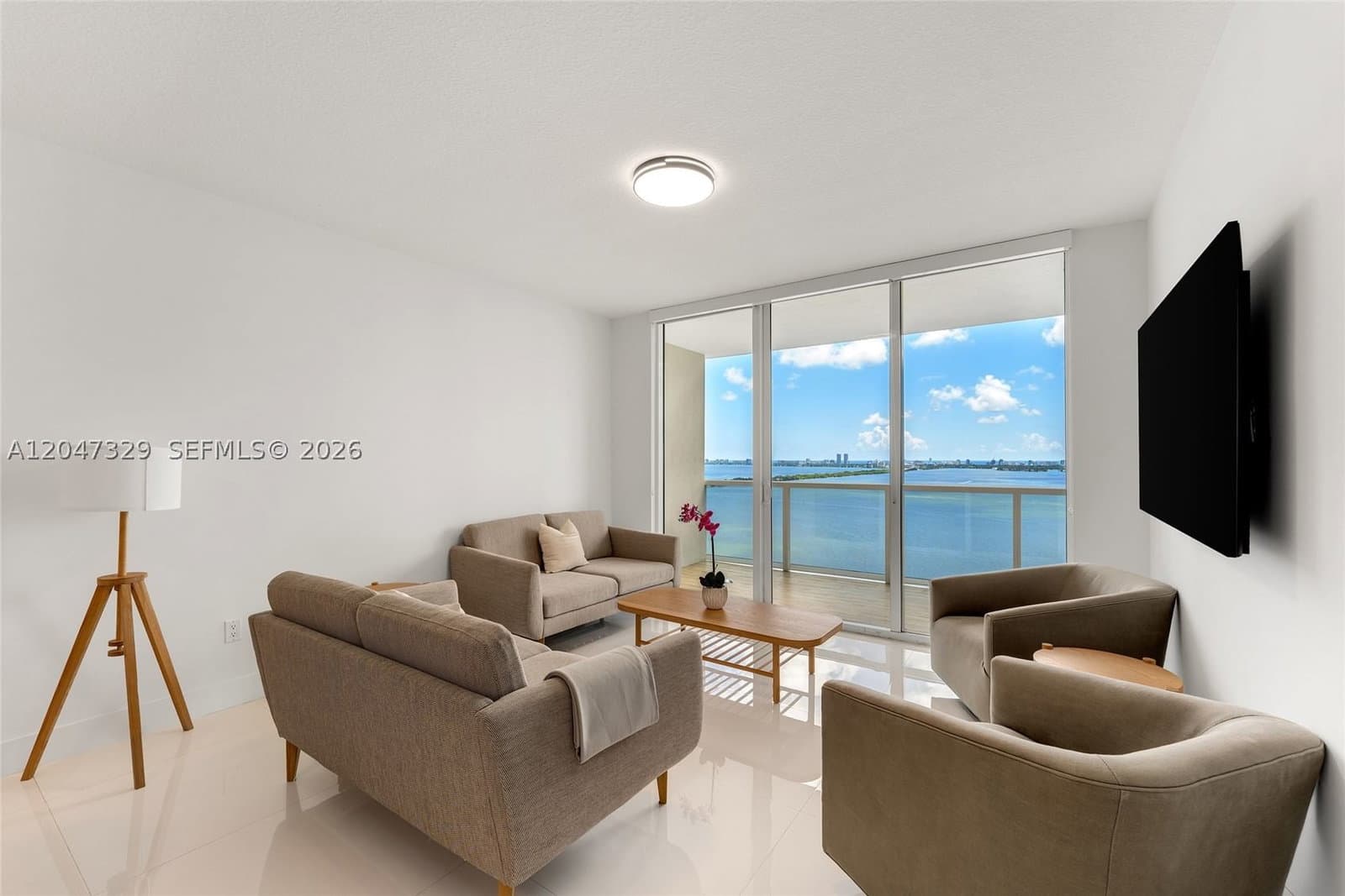 3+1 Condo — 600 27th St #2904, Miami, FL 33137