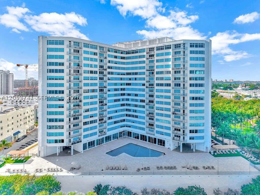 2+1 Condo — 7135 Collins Ave #435, Miami Beach, FL 33141