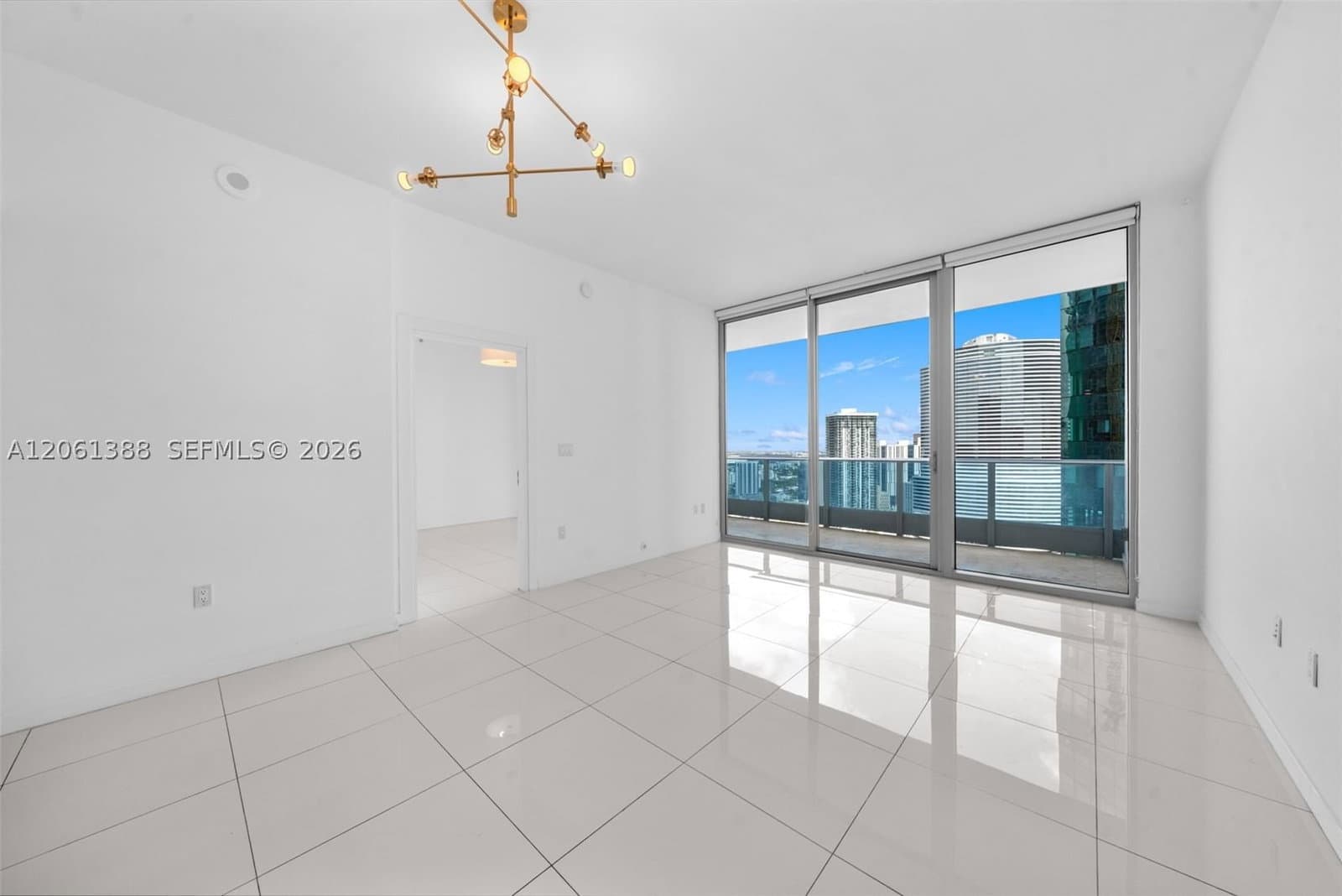 1-bedroom Condo — 200 Biscayne Boulevard Way #4409, Miami, FL 33131
