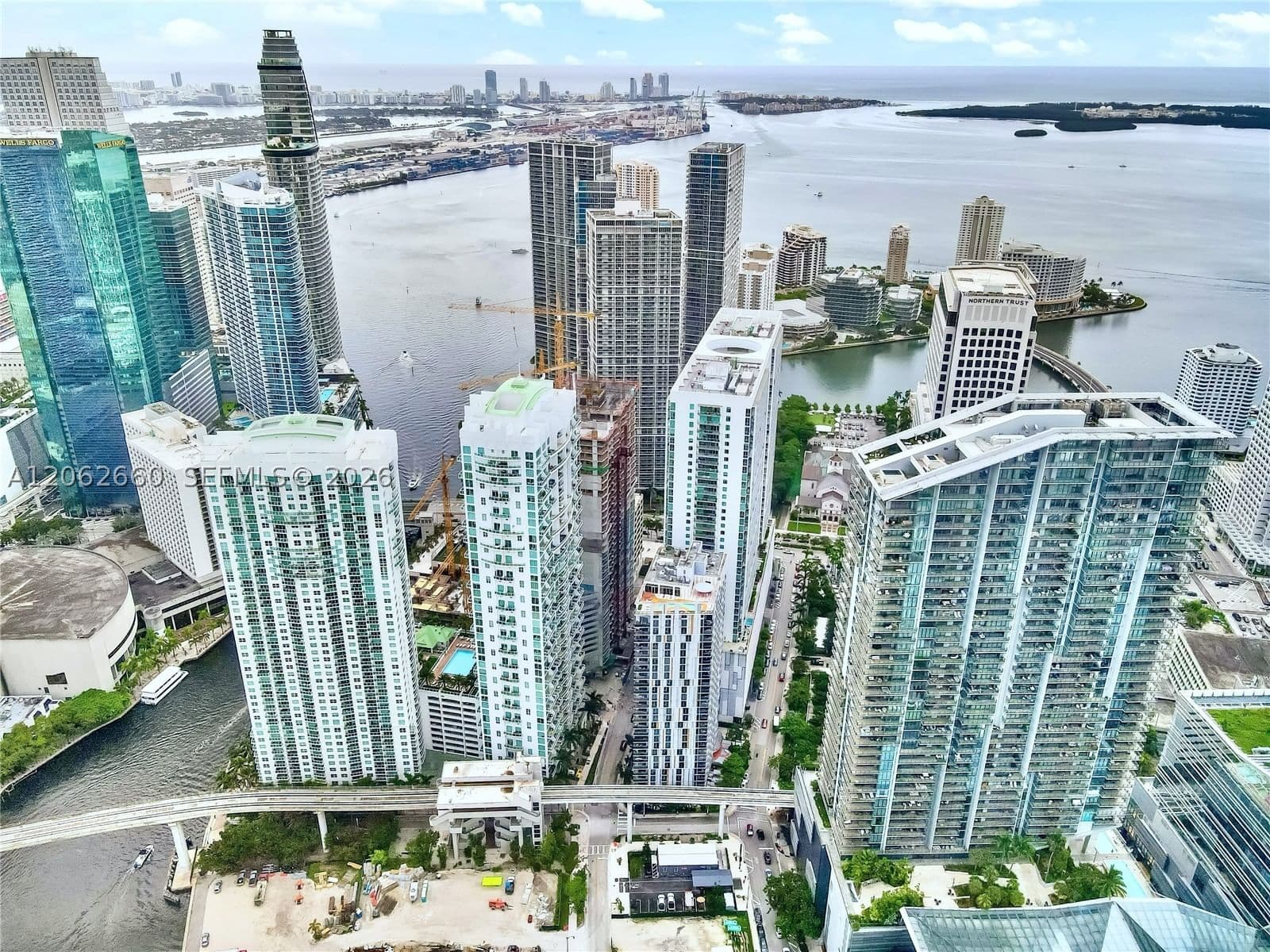 2+1 Condo — 31 6th St #1708, Miami, FL 33131