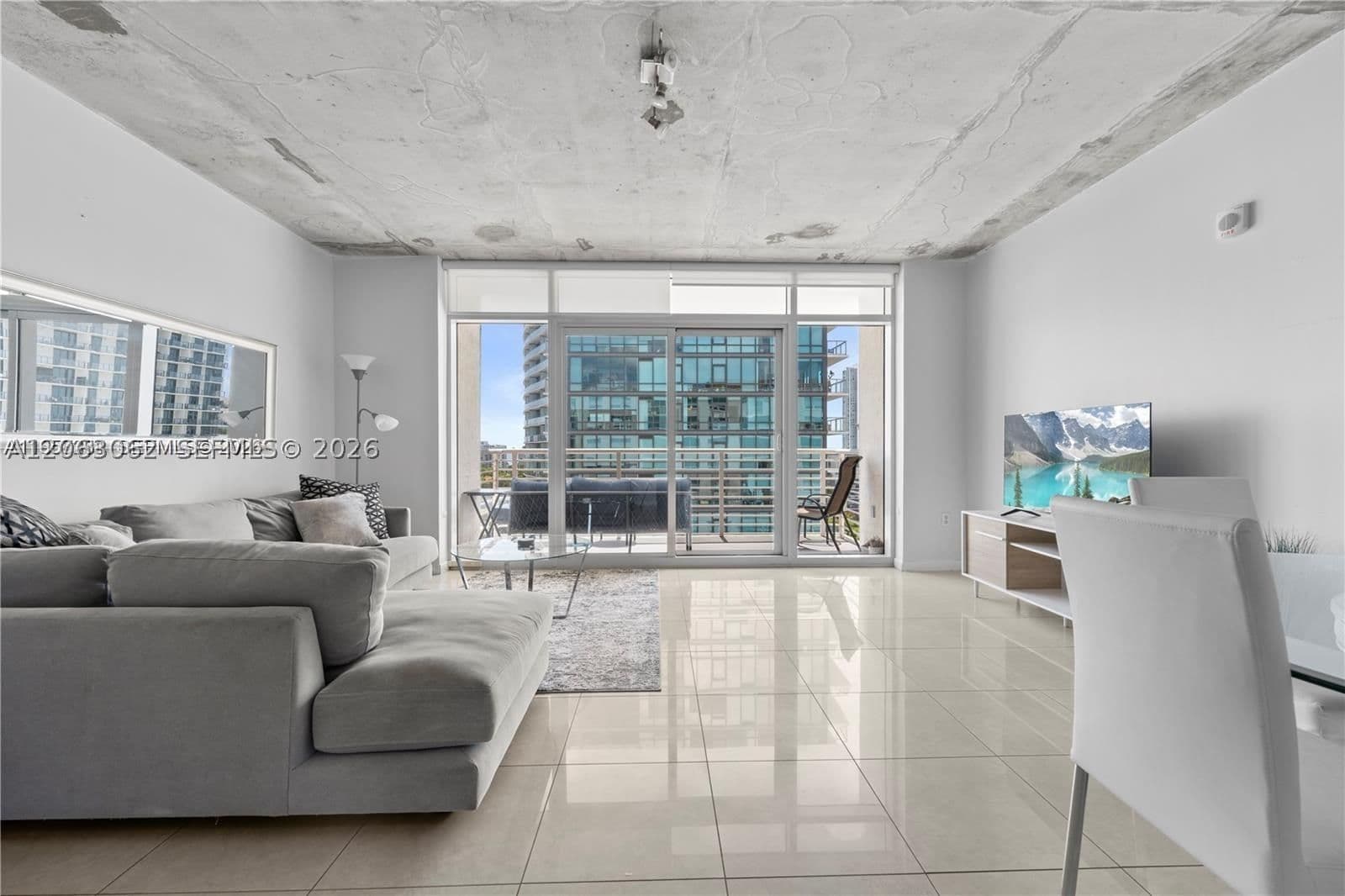 2-bedroom Condo — 3250 1st Ave #917, Miami, FL 33137