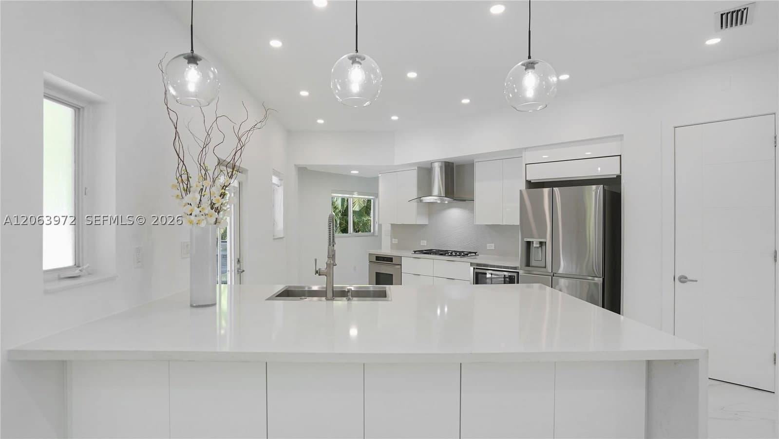 3+1 Müstakil ev — 711 Sunset Rd #711, Coral Gables, FL 33143