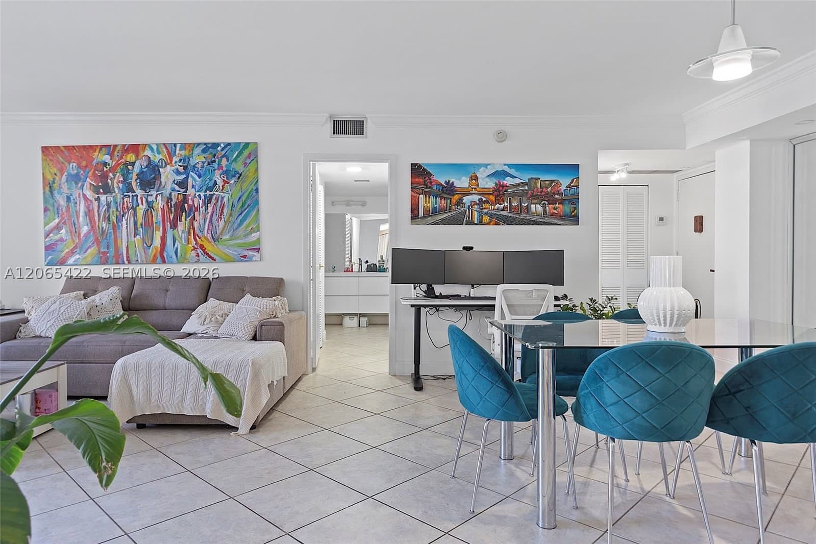 2+1 Condo — 2333 Brickell Ave #315, Miami, FL 33129