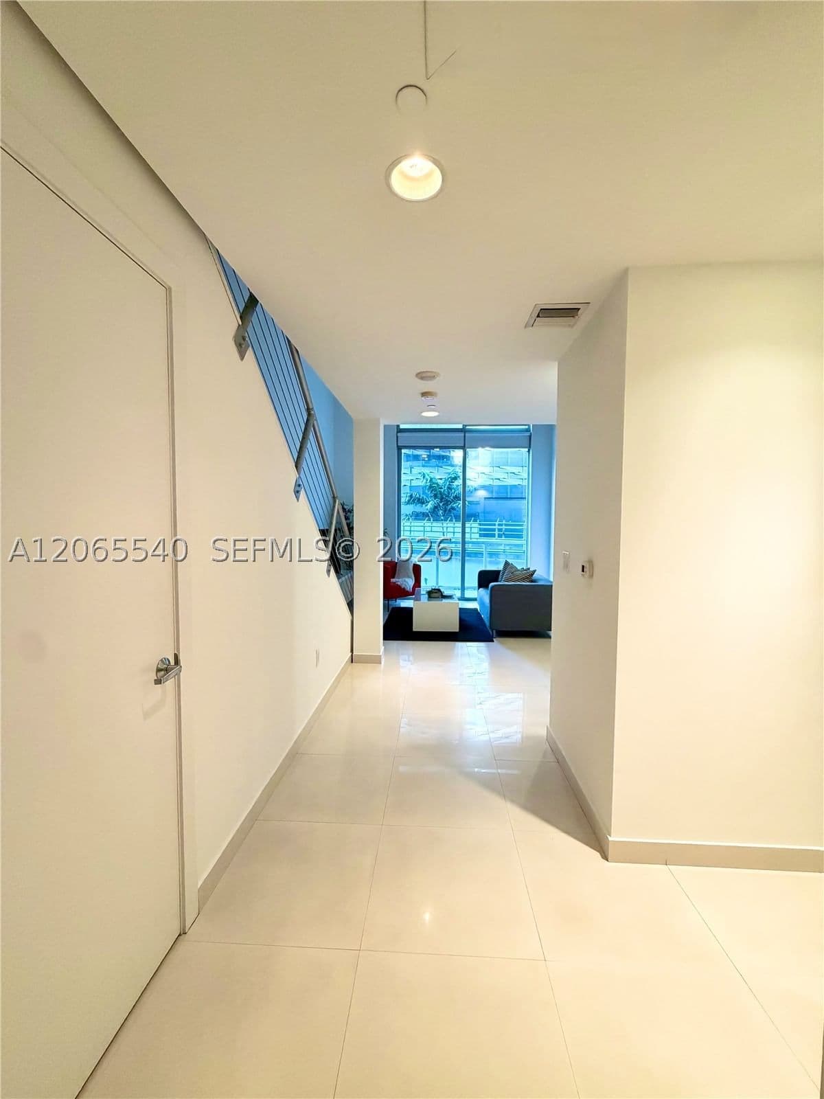 1+1 Condo — 1050 Brickell Ave #206, Miami, FL 33131
