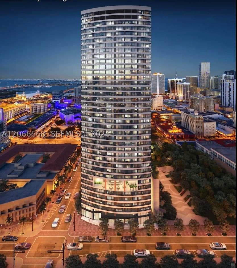 2+1 Condo — 225 Miami Ave #2801, Miami, FL 33128