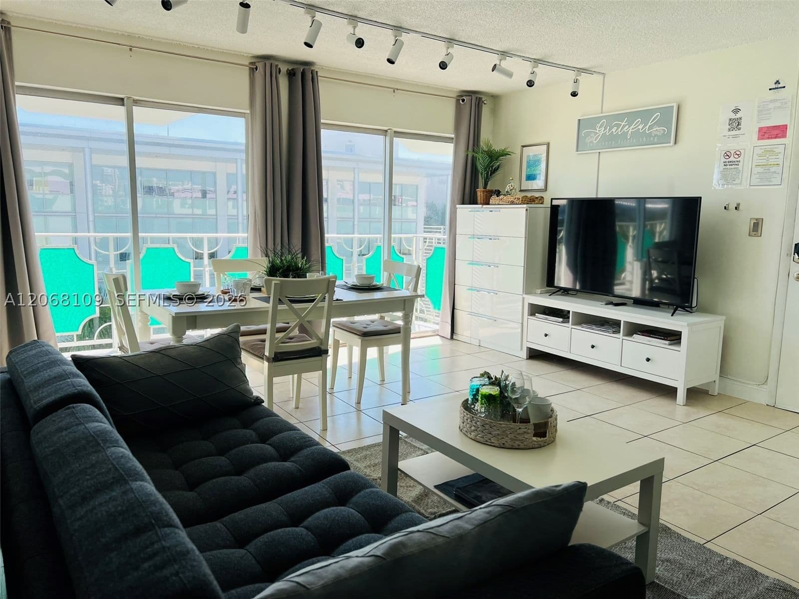 1+1 Condo — 1732 Meridian Ave #701, Miami Beach, FL 33139