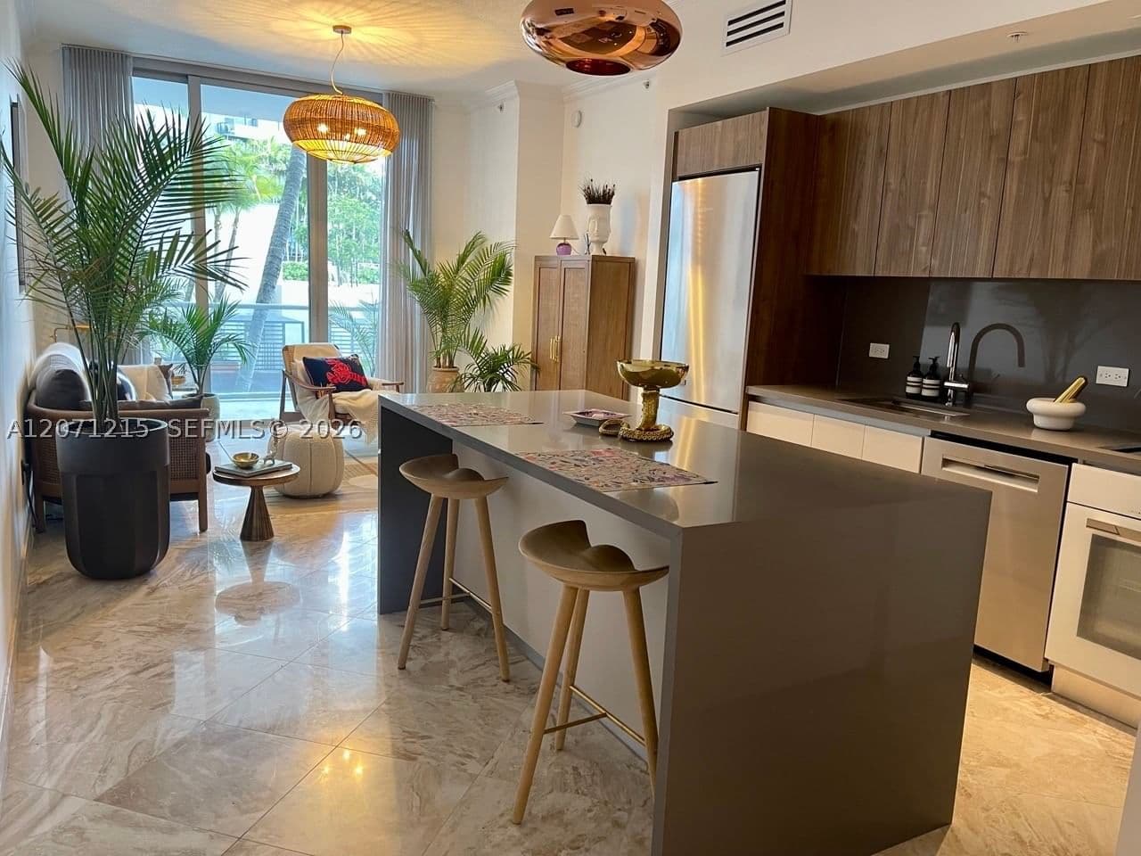 1+1 Condo — 3470 Coast Ave #H0806, Miami, FL 33137