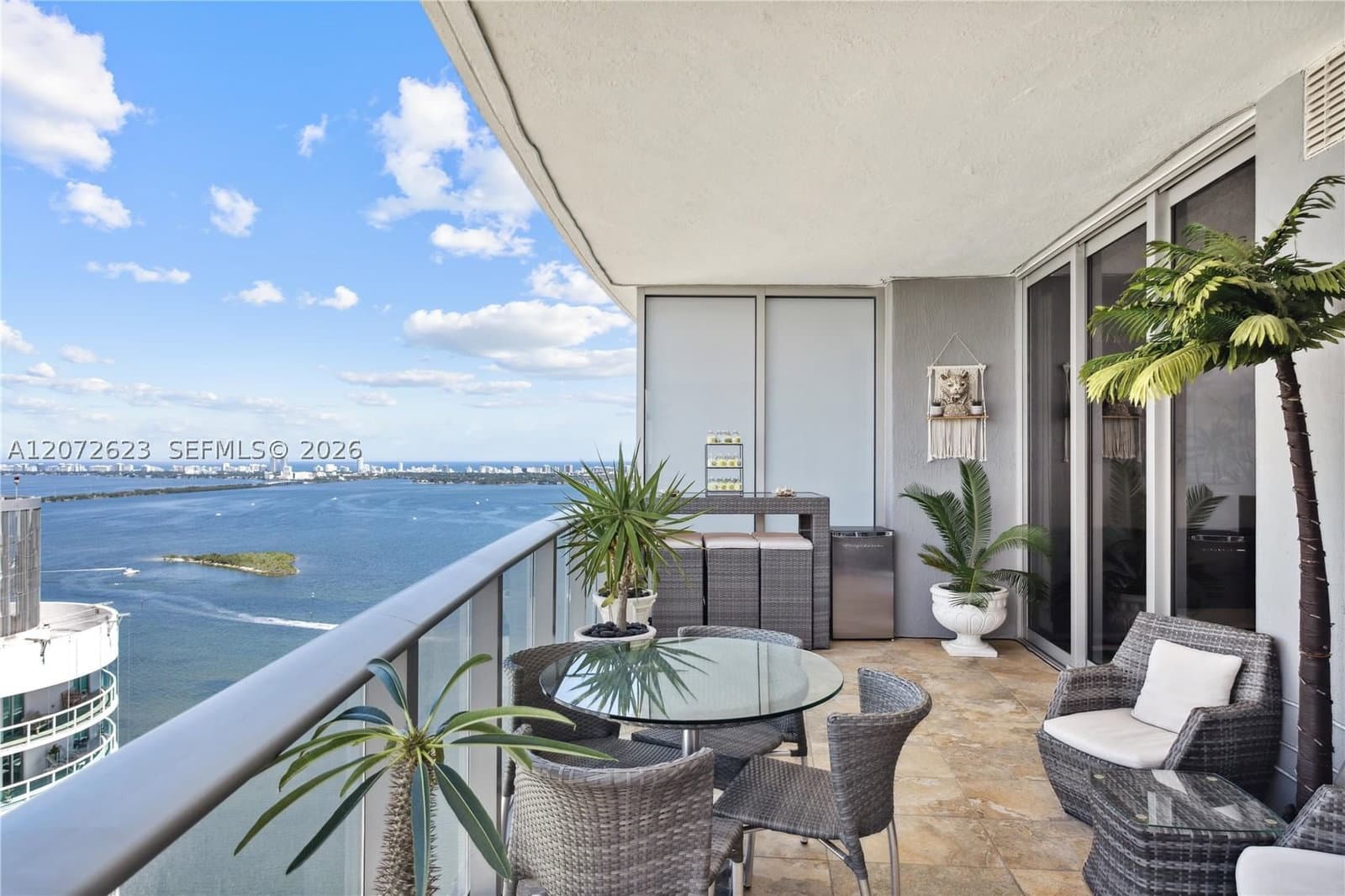 1+1 Condo — 488 18th St #4307, Miami, FL 33132