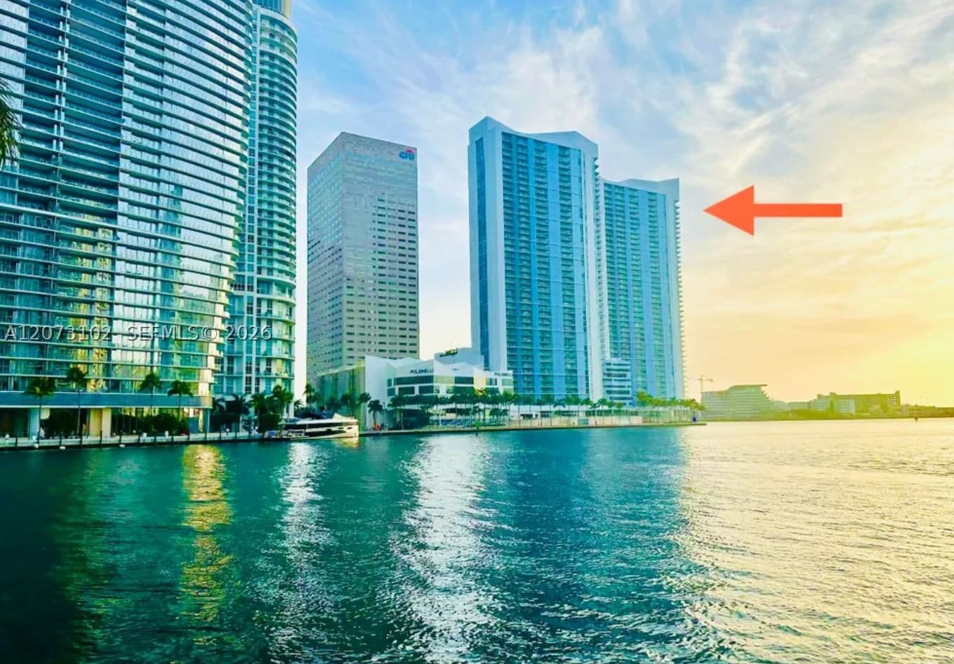 Condo — 335 Biscayne Blvd #3706, Miami, FL 33131