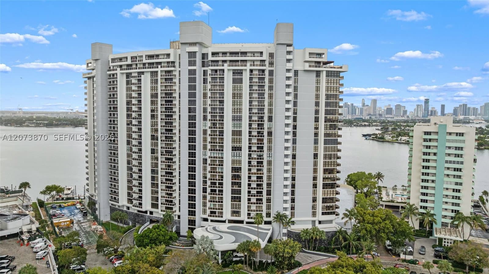 2-bedroom Condo — 9 Island Ave #2207, Miami Beach, FL 33139