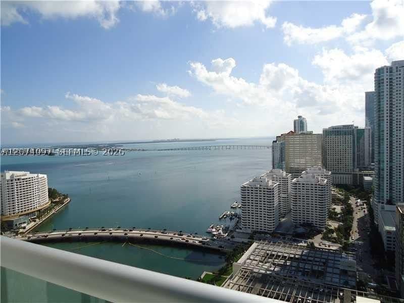 1-bedroom Condo — 495 Brickell Ave #3609, Miami, FL 33131