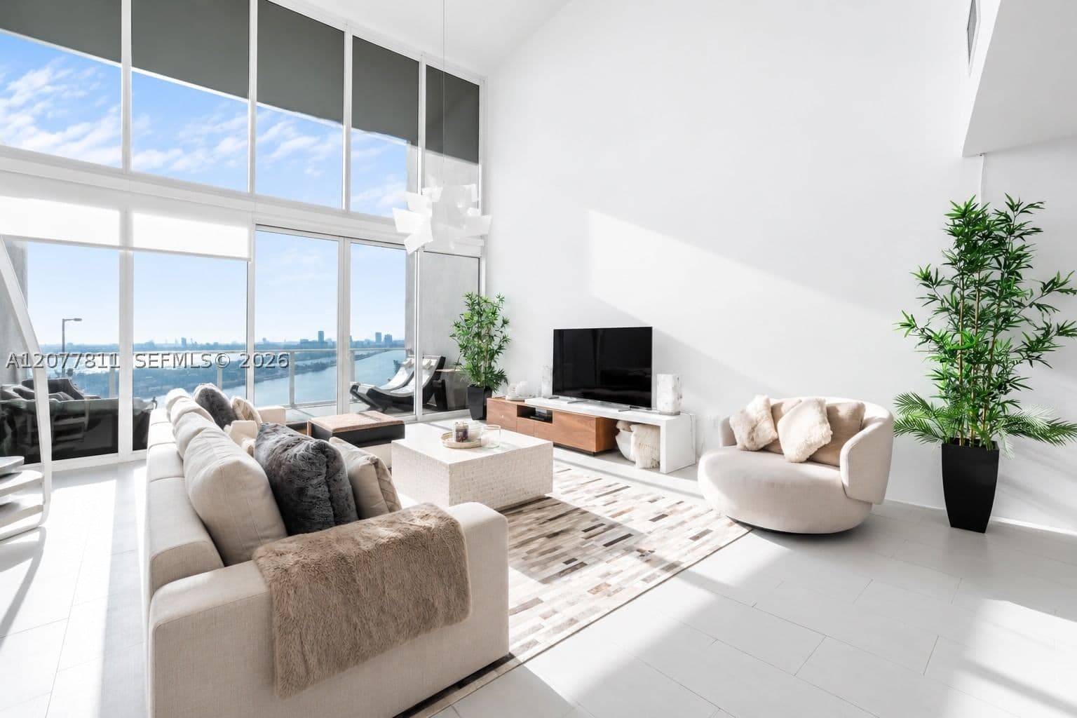 2+1 Condo — 1040 Biscayne Blvd #3203, Miami, FL 33132