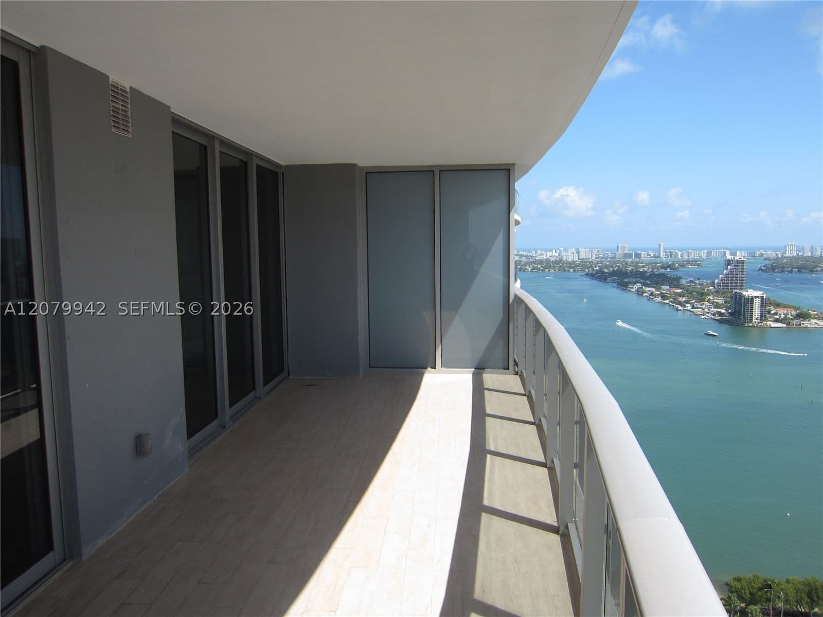 1+1 Condo — 488 18th St #3404, Miami, FL 33132
