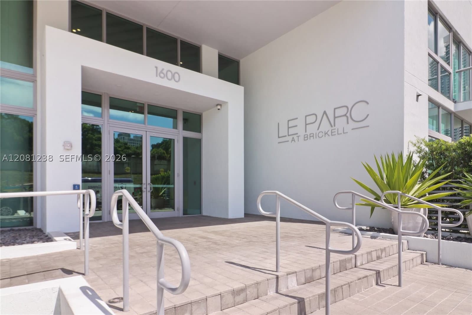 2+1 Condo — 1600 1st Ave #512, Miami, FL 33129