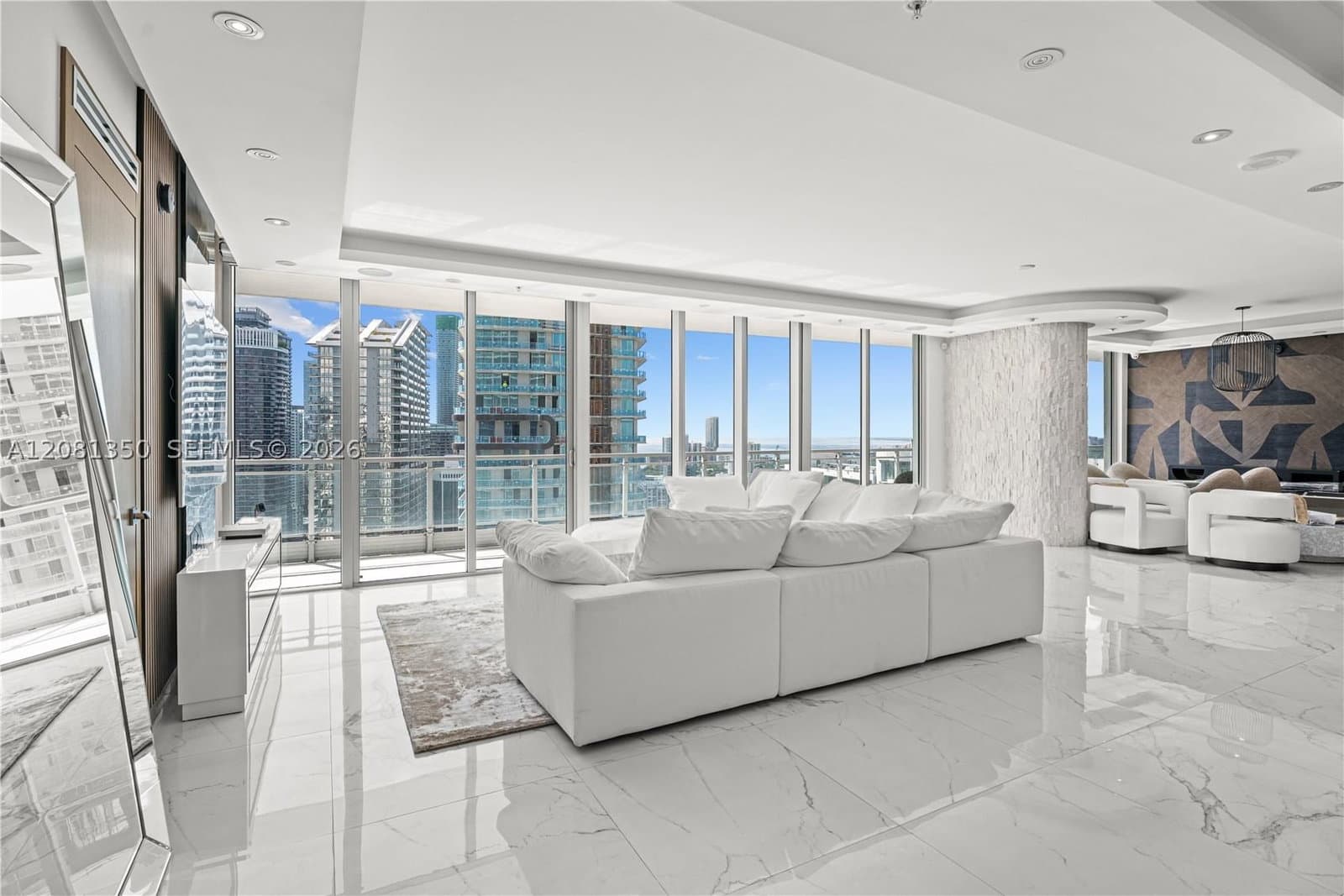 3+1 Condo — 92 3rd St #4003-04, Miami, FL 33130