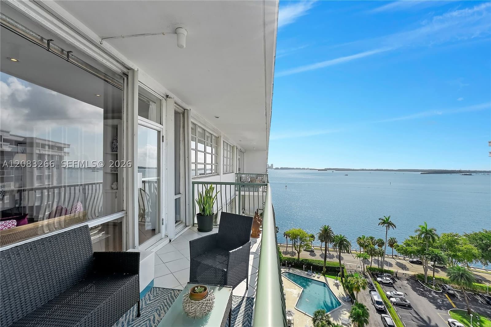 1+1 Condo — 1408 Brickell Bay Dr #1403, Miami, FL 33131