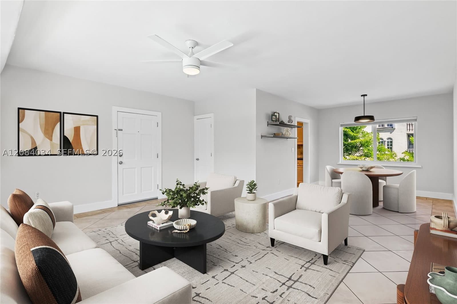 2-bedroom Apartment — 125 Edgewater Dr #14, Coral Gables, FL 33133