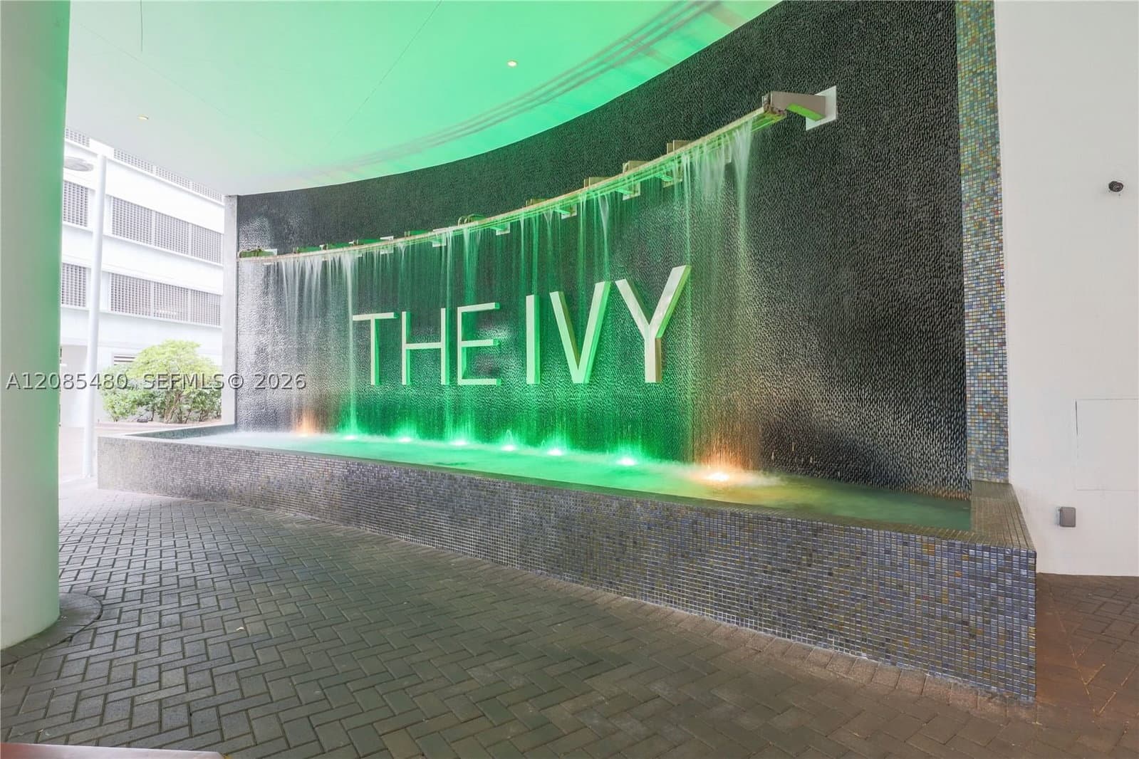 2+1 Condo — 90 3rd St #3002, Miami, FL 33130