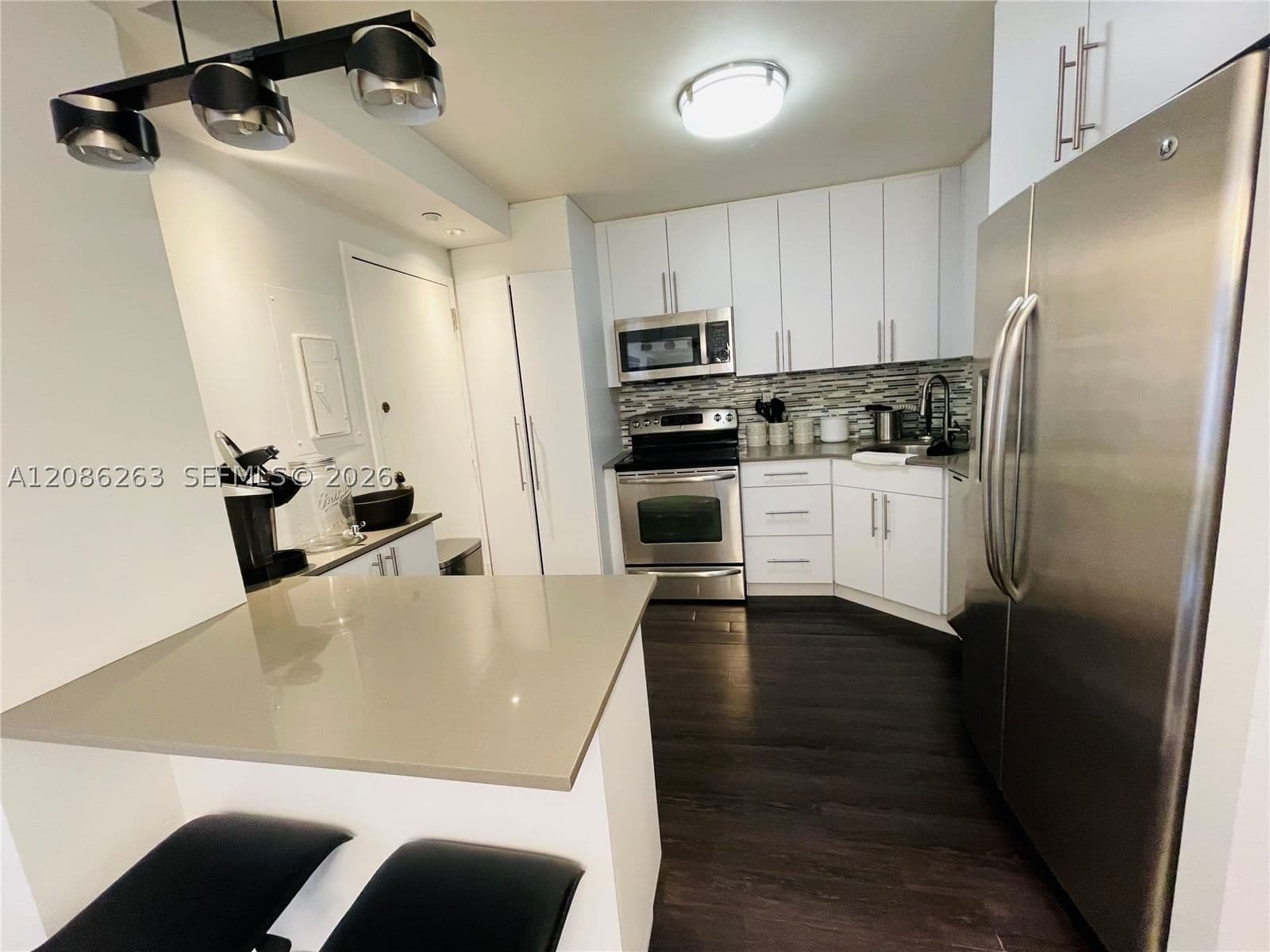 1+1 Condo — 2333 Brickell Ave #409, Miami, FL 33129