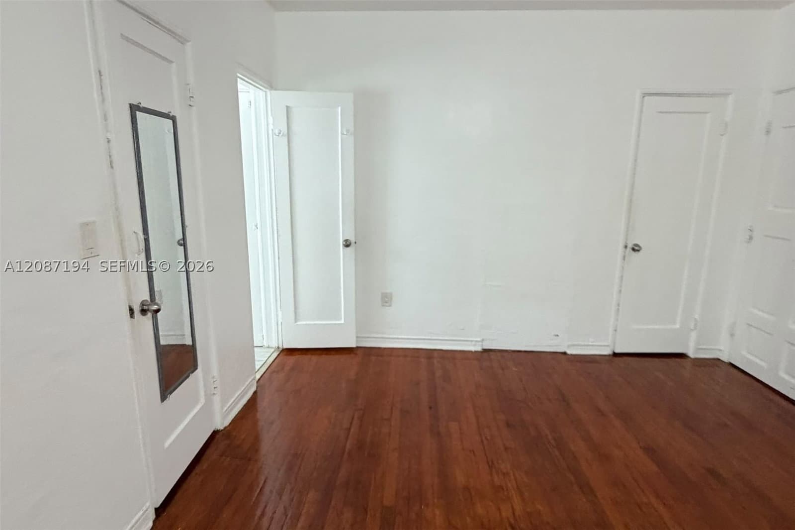 Mülk — 8020 Abbott Ave #7, Miami Beach, FL 33141