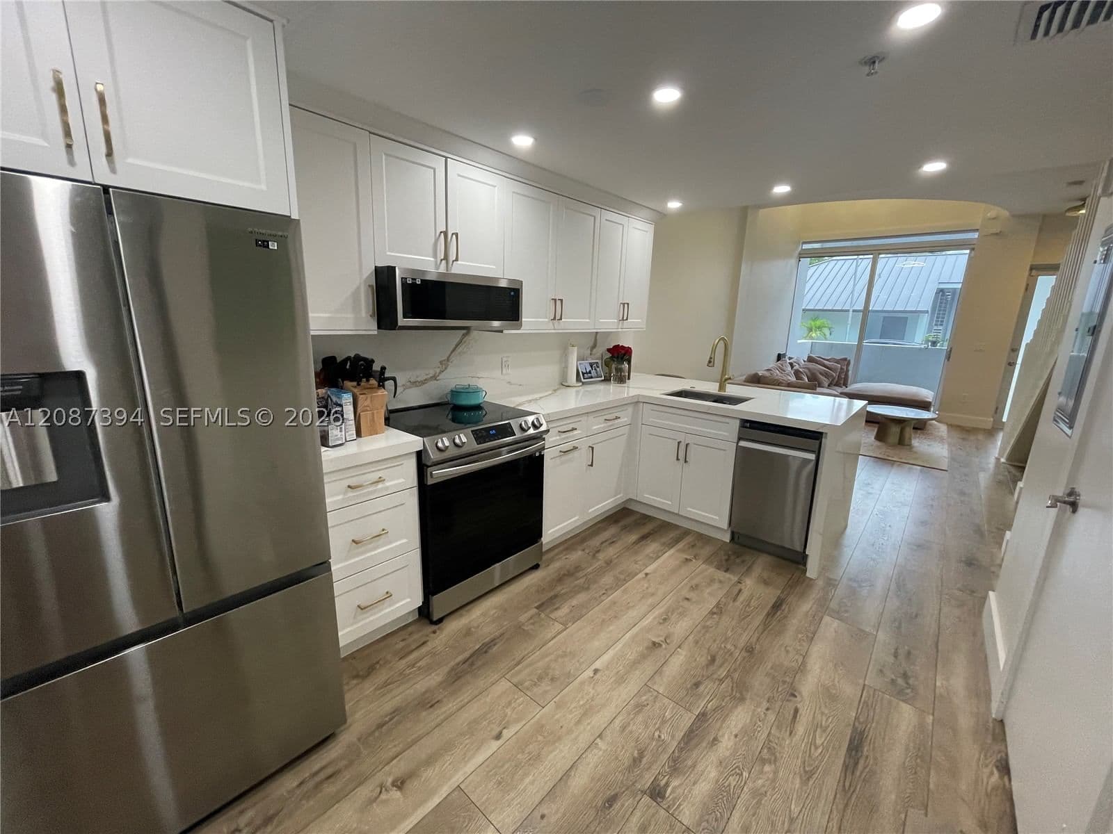 1-bedroom Condo — 3339 Virginia St #141, Miami, FL 33133
