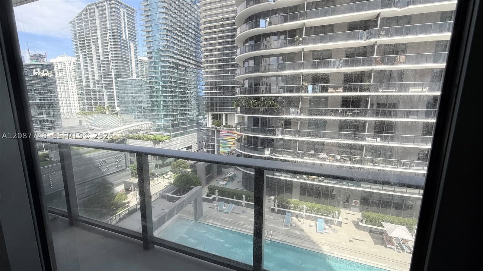 1+1 Daire — 55 9th St #1402, Miami, FL 33130
