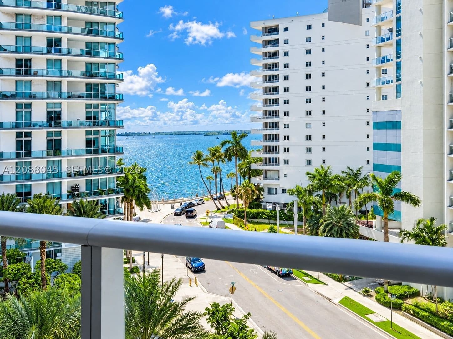 1+1 Condo — 1300 Brickell Bay Dr #704, Miami, FL 33131