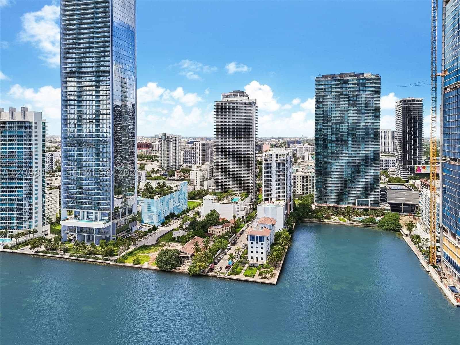 3+1 Condo — 600 27th St #704, Miami, FL 33137