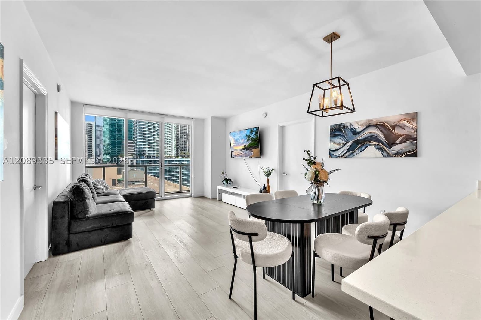 2+1 Condo — 500 Brickell Ave #1605, Miami, FL 33131