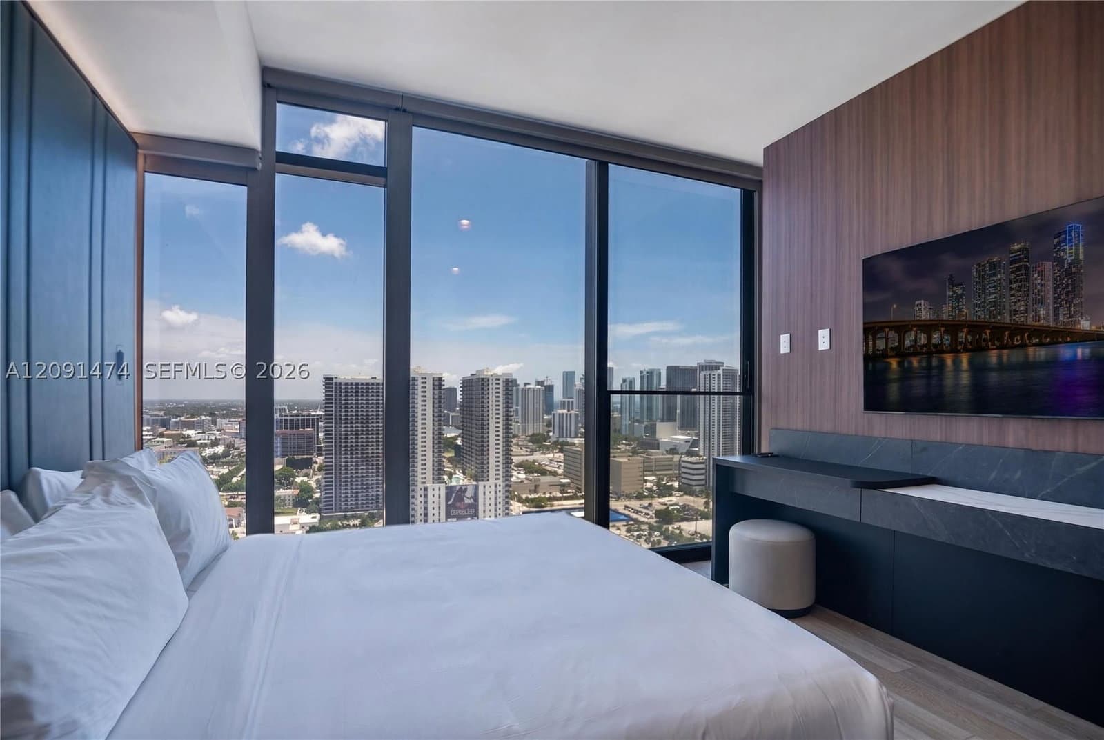 Condo — 20 11 ST #3103B, Miami, FL 33132